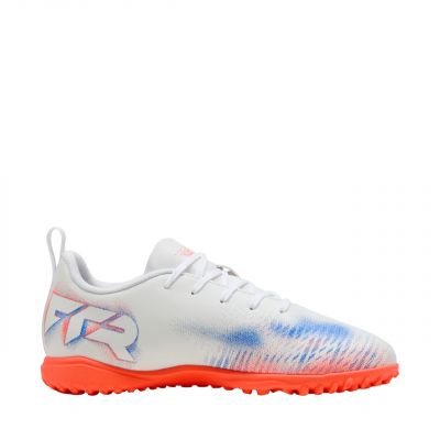 5. Buty piłkarskie dla dzieci Puma Future 8 Play TT 108626 01