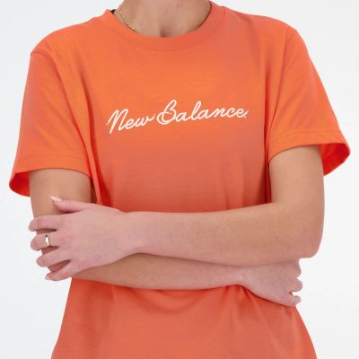 7. Koszulka New Balance S/S Script Tee Gfr W WT41909GFR