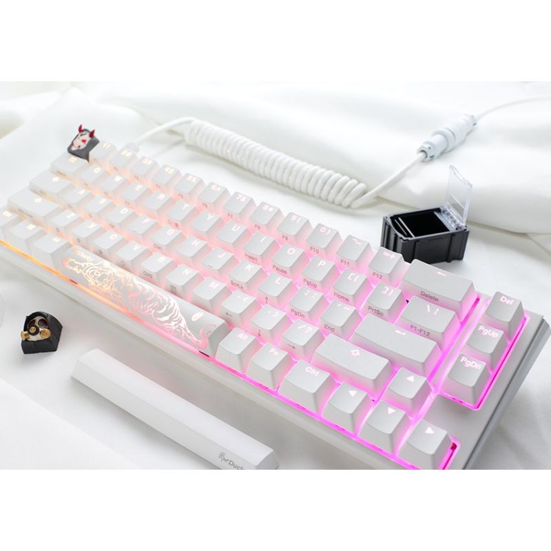 10. Ducky One 3 Classic Pure White SF klawiatura Gaming USB Niemiecki Biały