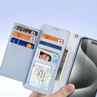 8. Etui skórzane Dux Ducis Lawa na iPhone 15 Pro - niebieskie