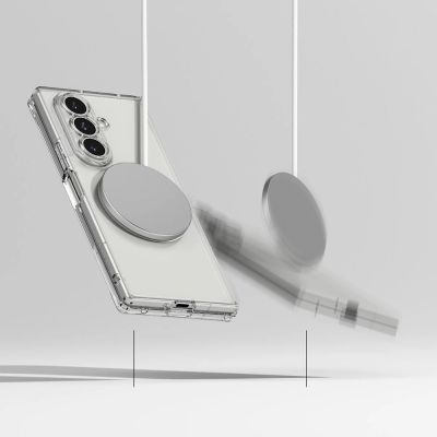 7. Etui Ringke Fusion Magnetic MagSafe na Samsung Galaxy Z Fold 7 - przezeoczyste