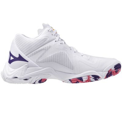 2. Buty Mizuno WAVE LIGHTNING Z8 MID V1GC240520