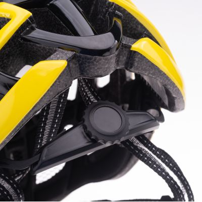 3. Kask PELETON