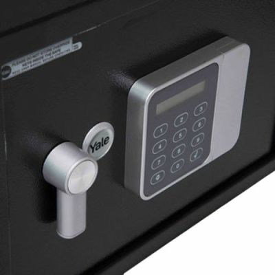 3. Yale Small Electronic Guest Safe Sejf podstawowy YSG guest kompaktowy