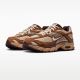 3. Buty męskie sportowe Nike Air Max Moto 2K Light British Tan Coconut Milk - IQ3410-281
