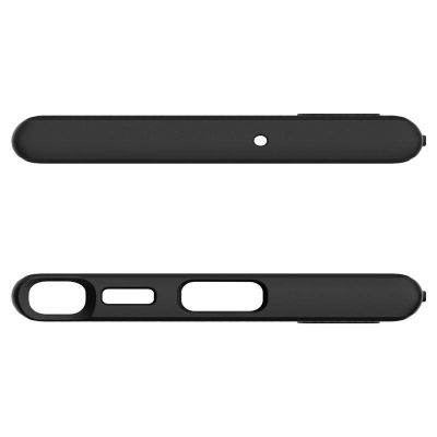 13. Etui Spigen Liquid Air na Samsung Galaxy S22 Ultra - czarny mat