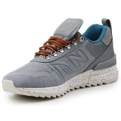 9. New Balance TBATRB