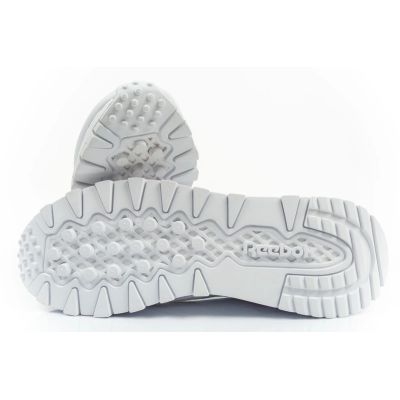 36. Buty Reebok Legacy M GW9699