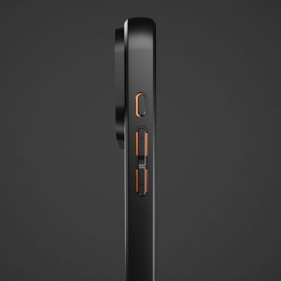 5. Etui SBS Full Active Mag z technologią D3O na iPhone 17 Pro - czarne