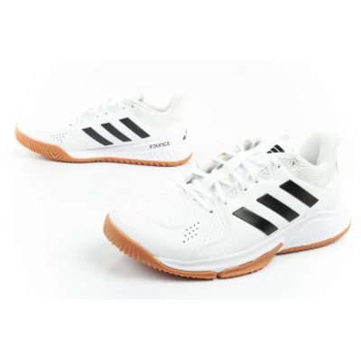 17. Adidas Court Flight buty sportowe halowe do gry w siatkówkę lekkie
