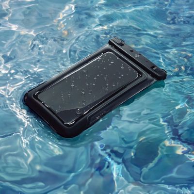 7. Etui Spigen A611P 2-pack wodoodporne - czarny mat