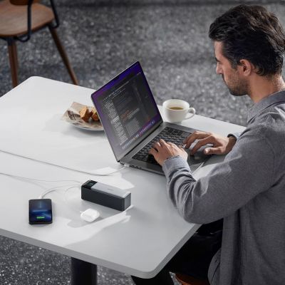 10. Powerbank Anker 737 24000mAh Czarny, Srebrny (7978673)