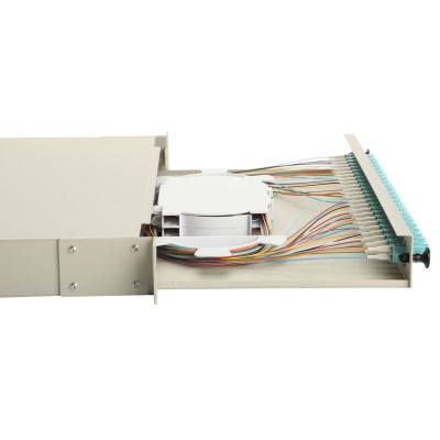 6. Equip 337213 panel krosowniczy 1U