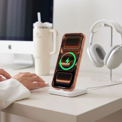 9. Etui Tech-Protect MagZero MagSafe na iPhone 17 Pro Max / 18 Pro Max - pomarańczowe matowe