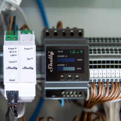 3. Shelly Pro Dual Cover / Shutter PM przekaźnik zasilający Czarny