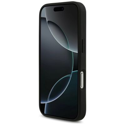5. Etui BMW M Carbon Tricolor Line MagSafe na iPhone 17 Pro - czarne