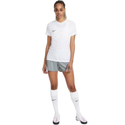 7. Spodenki Nike NK Df Academy 21 W CV2649 019