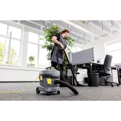 4. Odkurzacz KARCHER T 11/1 Classic (1.527-197.0)
