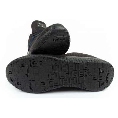 9. Buty Tommy Hilfiger Corporate M FM0FM02838BDS