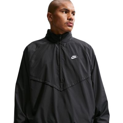 3. Kurtka męska Nike Windrunner czarna IF3390 010