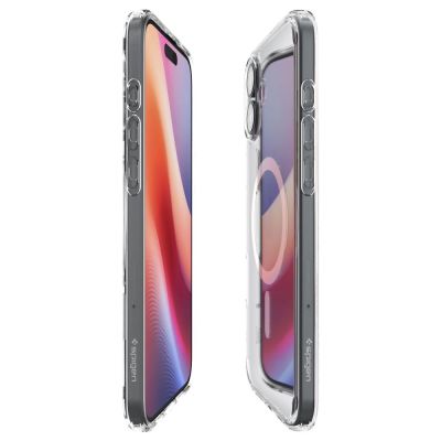 8. Spigen Ultra Hybrid MagSafe na iPhone 16 - białe