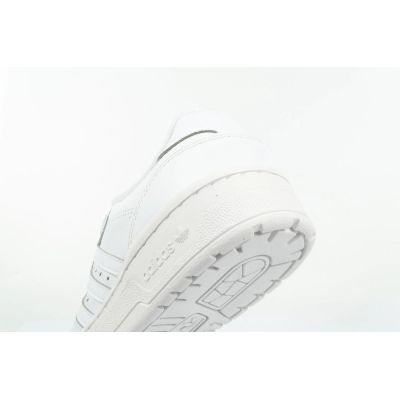 37. Buty adidas Rivalry Low W FV4225