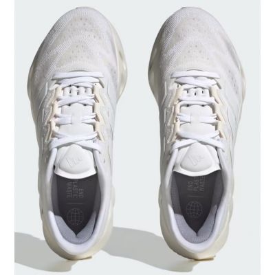 3. Buty adidas SWITCH FWD W ID1789
