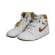 4. Buty sportowe damskie WMNS Air Jordan 1 Retro High OG  - FD2596-107