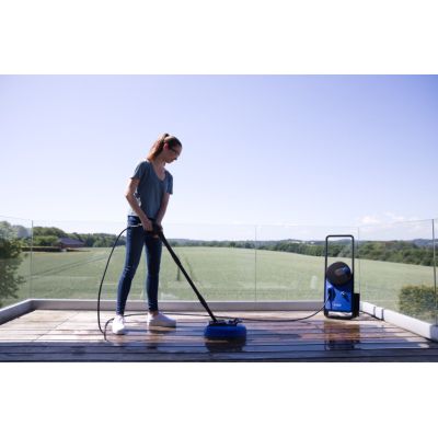 8. NILFISK Myjka CORE 140-8 In Hand Powercontrol - PAD