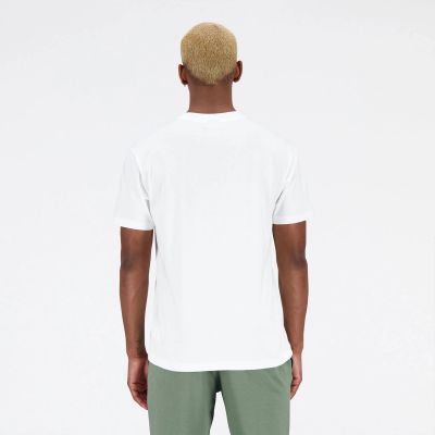 3. Koszulka New Balance t-shirt Essentials Reimagined Cott M MT31542WT