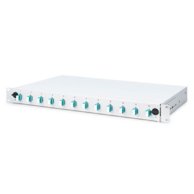 15. Panel krosowy FO z wyposażeniem 19'' 1U, 12x LC dx, OM3, pigtaile, adaptery, tacki, wysuwany, szary