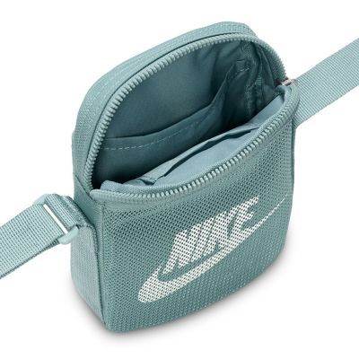 4. Torebka Nike Heritage S Smit BA5871-017