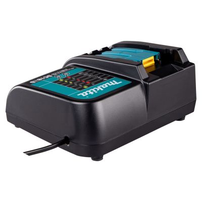 5. Makita DC18SD Ładowarka do baterii