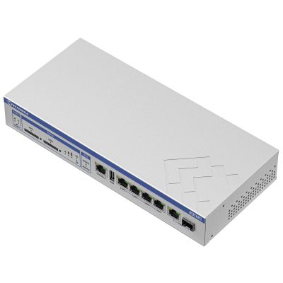 7. Teltonika RUTXR1 Router sieci komórkowej
