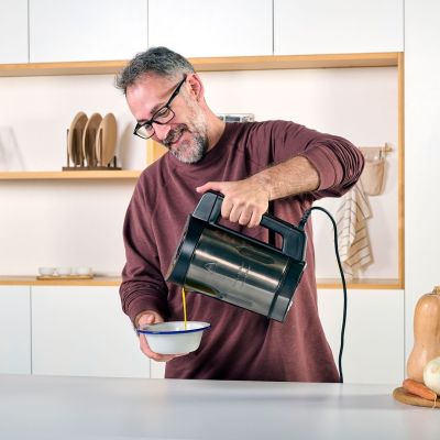 6. Zupowar Black+Decker BXSM900E