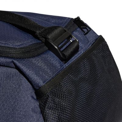 12. Torba adidas Essentials 3-Stripes Duffel S IR9821