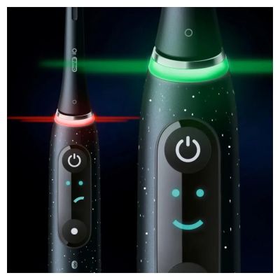 20. Szczoteczka Oral-B iO Series 10 Cosmic Black