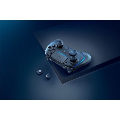 8. Razer Wolverine V2 Pro Czarny Gamepad Analogowa/Cyfrowa PC, PlayStation 5