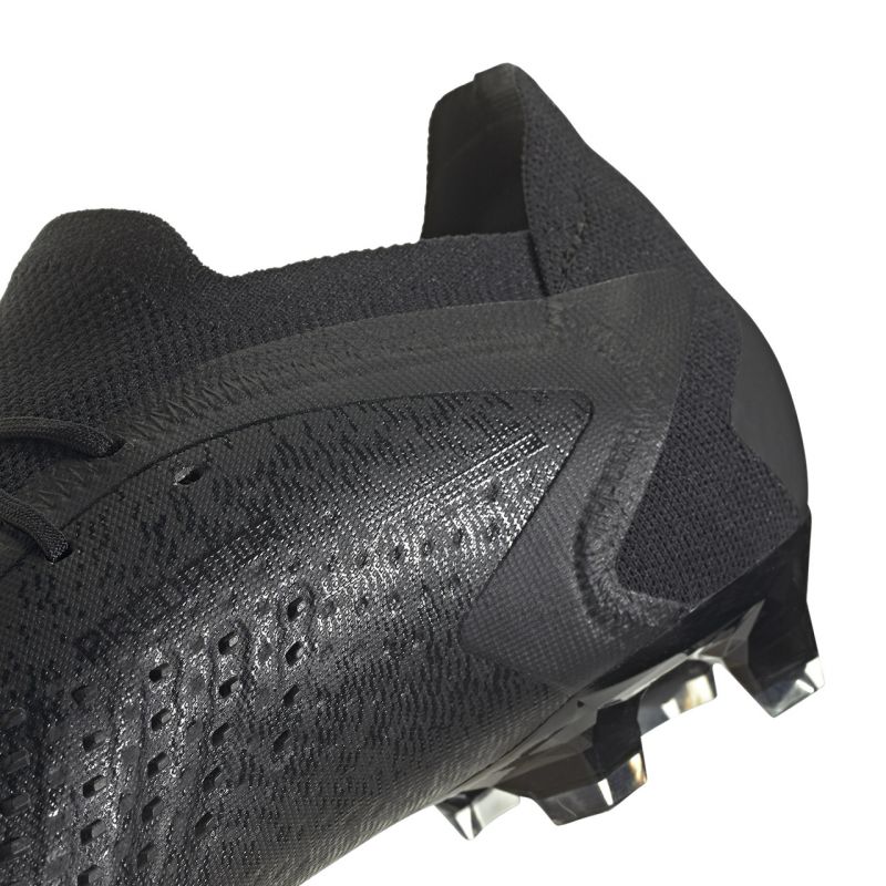 6. Buty piłkarskie adidas Predator Accuracy.1 Low FG M GW4575