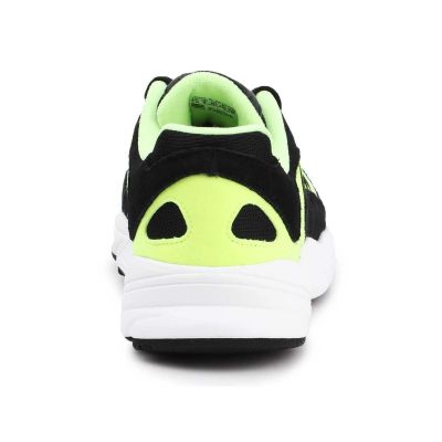 6. Buty adidas Yung-1 M EE5317