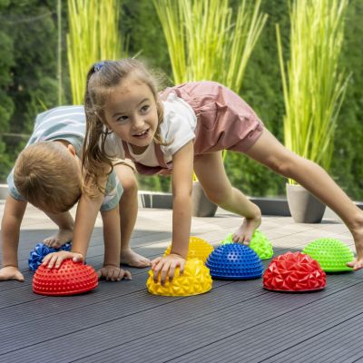 2. Półkule sensoryczne jeż/diament Tullo 823 czerwona/niebieska