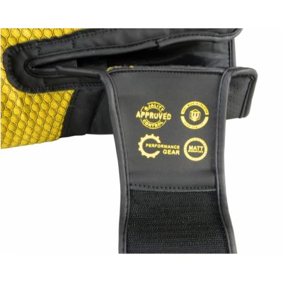 9. Rękawice bokserskie RPU-BLACK 012325-0210