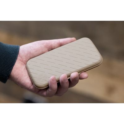 6. Pokrowiec na rzutki Harrows Slimcase 6 Stone Beige
