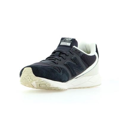5. Buty New Balance W WRT96MC