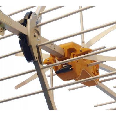 3. Antena Televes V+ MIX DVB-T2 U/V ref.149011 ze wzmacniaczem