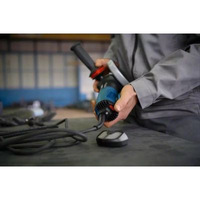 8. Bosch GWS 17-125 TS szlifierka kątowa 12,5 cm 9700 RPM 1700 W 2,2 kg