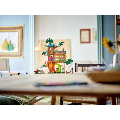 8. LEGO FRIENDS 42652 Spotkanie w domku na Drzewie Przyjaźni