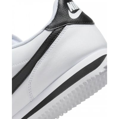 8. Buty Nike Cortez M DM4044-105