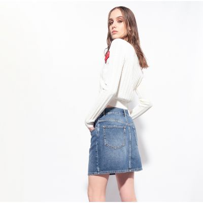 4. PINKO KRÓTKI KARDIGAN Z HAFTOWANYMI CZEREŚNIAMI