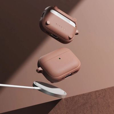 5. Etui Ringke Onyx Magnetic MagSafe na AirPods Pro 3 - różowe